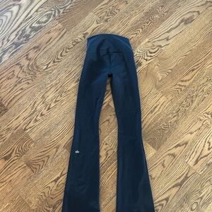 ALO Yoga Pants, size small
